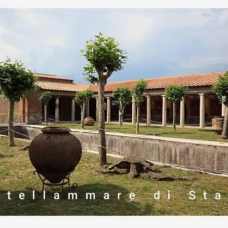 Dei Miri, Near Pompeii, Sorrento & Amalfi Coasts Bed & Breakfast *